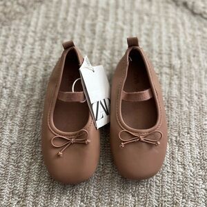 NWT Zara Toddler Shoes Size 23